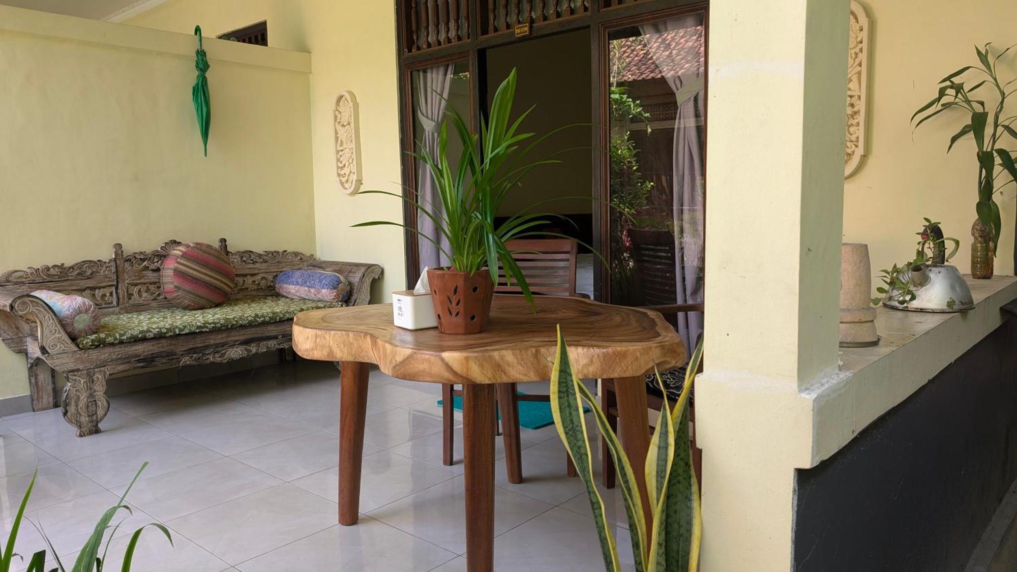 Krisda Ubud Guest House Dış mekan fotoğraf